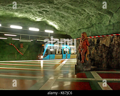 STOCKHOLM, Schweden, 01. Oktober 2006: Kungstradgarden Station der Stockholmer U-Bahn, im Stadtteil Norrmalm entfernt. Es ist die Endstation von Li Stockfoto