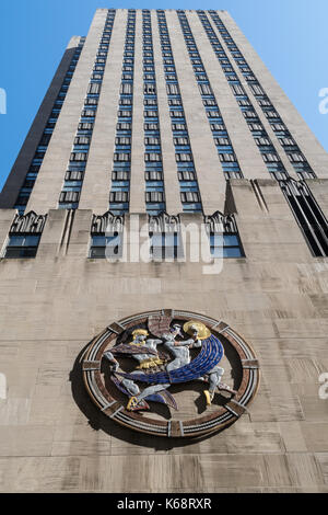 Detail, durchbrochenen Plaque, Tanz, Drama und Lied, Radio City Musik Hall, das Rockefeller Center, New York City Stockfoto