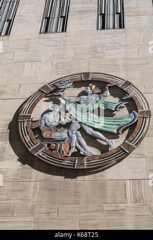 Detail, durchbrochenen Plaque, Tanz, Drama und Lied, Radio City Musik Hall, das Rockefeller Center, New York City Stockfoto