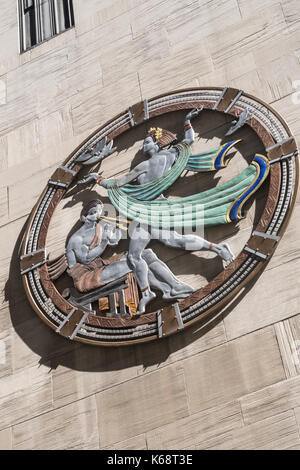 Detail, durchbrochenen Plaque, Tanz, Drama und Lied, Radio City Musik Hall, das Rockefeller Center, New York City Stockfoto
