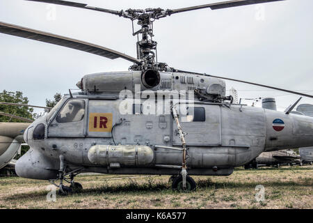 Das Luftfahrtmuseum Belgrad - Kamov Ka-25 sowjetischen Marine Hubschrauber (NATO-Codename: Hormon) Stockfoto