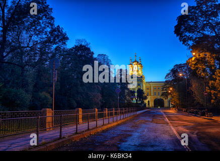 Abend herbst Street View zu Catherine Palace in Zarskoje Selo Puschkin in St. Petersburg, Russland Stockfoto