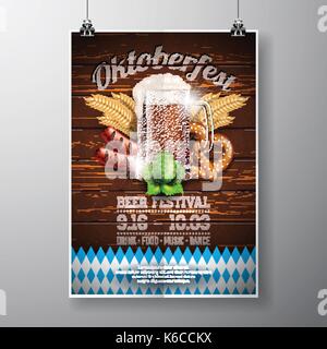 Oktoberfest poster Vector Illustration mit frischem Bier auf Holz Textur Hintergrund. Feier flyer Vorlage für traditionelle deutsche Bier Festival. Stock Vektor