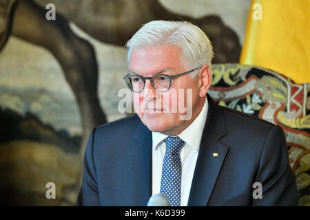 Prag, Tschechische Republik. 12 Sep, 2017. Deutsche Präsident Frank-Walter Steinmeier spricht während der Pressekonferenz in Prag, Tschechische Republik, 12. September 2017. Quelle: Michal Dolezal/CTK Photo/Alamy leben Nachrichten Stockfoto