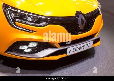 Frankfurt am Main, Deutschland. 12 Sep, 2017. Der neue Renault Megane RS während des ersten Tages der 67. internationalen Automobilausstellung (IAA) in Frankfurt am Main am Dienstag, Sept. 12, 2017. Credit: Petr Mlch/CTK Photo/Alamy leben Nachrichten Stockfoto