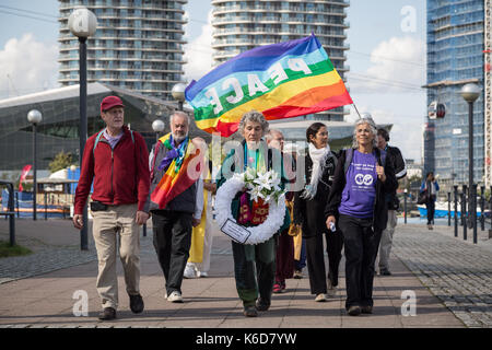 London, Großbritannien. 12. September 2017. Anti-kriegs-Proteste gegen DSEi Arme Fair (Defence and Security Equipment International), dem weltweit größten Waffen-Messe in Excel Centre in East London statt. Credit: Guy Corbishley/Alamy leben Nachrichten Stockfoto