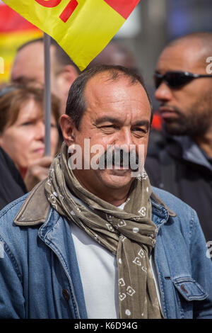 Philippe Martinez nimmt teil an einer Demonstration während der landesweiten Proteste von einigen französischen Gewerkschaften gegen die vorgeschlagenen Arbeitsrecht Reformen gefordert. Stockfoto