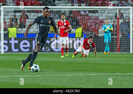 Lissabon, Portugal. 12 Sep, 2017. September 12, 2017. Lissabon, Portugal. CSKA ist aus Brasilien Vitinho (11) während das Spiel der 1. Runde des UEFA Champions League Gruppe A, SL Benfica v CSKA Moskau Credit: Alexandre de Sousa/Alamy leben Nachrichten Stockfoto