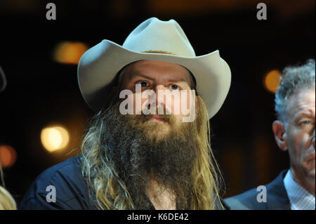 September 11, 2016 - CHRIS STAPLETON hört während einer Pressekonferenz Dienstag für George Strait Hand in Hand Hurrikan Harvey Benefizkonzert in San Antonio. Auch durchführen, Miranda Lambert, Lyle Lovett, ROBERT EARL scharf. Credit: Robin Jerstad/ZUMA Draht/Alamy leben Nachrichten Stockfoto