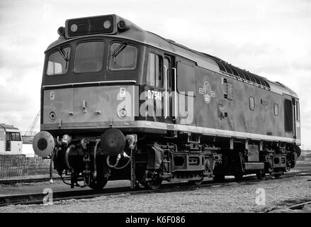 Typ 2 Lokomotive in BR grünen Lackierung neu lackiert Stockfoto