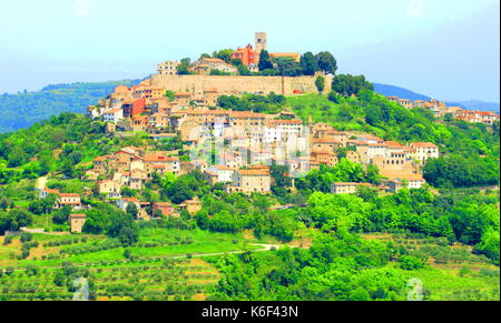 Motovun, malerischer Ort in Istrien, Kroatien Stockfoto