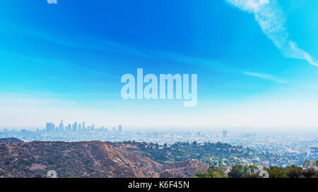 Blauer Himmel über Los Angeles Stockfoto