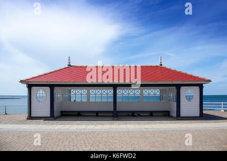 Das Meer Tierheim, beschädigt und im Jahr 2014 restauriert, Aberystwyth Ceredigion Wales UK Stockfoto