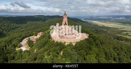 Luftaufnahme von Kyffhaeuser Denkmal in Deutschland Stockfoto