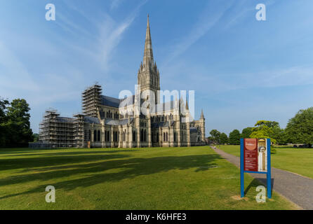 Die Kathedrale von Salisbury, Wiltshire, England, Vereinigtes Königreich, Großbritannien Stockfoto