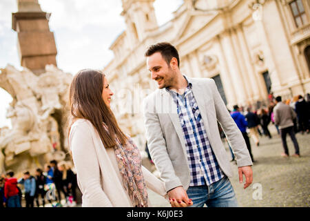 Paar Sightseeing auf Reisen Urlaub in Rom, Italien Stockfoto