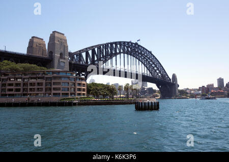 Nahaufnahme der Sydney Harbour Bridge gesehen vom Circular Quay Sydney Australien November 2016 Stockfoto