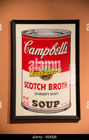 Kunstwerke von Andy Warhol bei Exposition in Agrigent, Sizilien Stockfoto