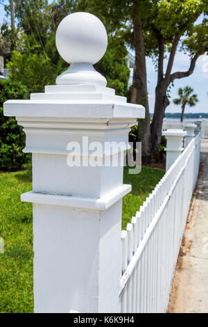 Beaufort South Carolina, Bay Street, Haus, Herrenhaus, historisches Viertel, Lewis Reeve Sams House, Vorkriegshaus, 1852, Zaun, Pfosten, SC170514011 Stockfoto