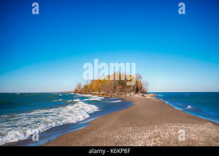 Blick von der Spitze des Point Pelee National Park Strand im Herbst bei Sonnenuntergang, See Erie, südwestlichen Ontario, Kanada Stockfoto