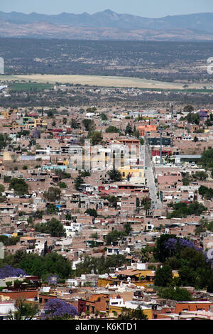 San Miguel de Allende, Guanajuato, Mexiko - 2013: Panoramablick auf die Stadt. Stockfoto