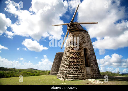 Antigua, alten Zuckerrohrplantage und Wind Mill Stockfoto