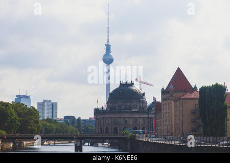 Ansicht der berühmten Museumsinsel im zentralen Bezirk Mitte von Berlin, Deutschland Stockfoto