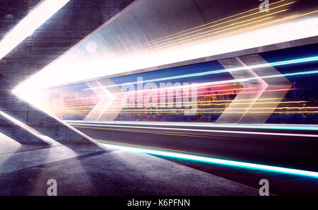 Leeren Asphalt Road Tunnel während der Nacht mit Licht Wanderwege und schöne Stadt Skyline im Hintergrund. Stockfoto