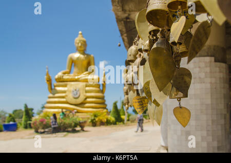 Berühmte Big Buddha wünschen Glocken Phuket Thailand Stockfoto