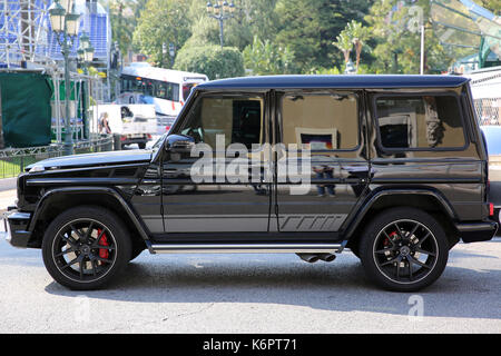 Monte Carlo, Monaco - 17. Mai 2016: Luxus schwarzen SUV Mercedes G 63 AMG Vor dem Kasino von Monte Carlo in Monaco geparkt Stockfoto