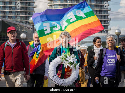 London, Großbritannien. 12. September 2017. Anti-kriegs-Proteste gegen DSEi Arme Fair (Defence and Security Equipment International), dem weltweit größten Waffen-Messe in Excel Centre in East London statt. Credit: Guy Corbishley/Alamy leben Nachrichten Stockfoto