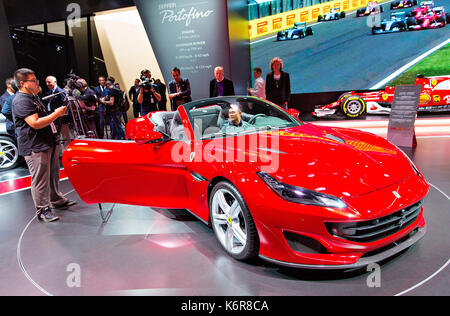 Frankfurt am Main, Deutschland. 13 Sep, 2017. Die brandneue Supersport auto Ferrari Portofino während des zweiten Tages der 67. internationalen Automobilausstellung (IAA) in Frankfurt am Main am Mittwoch, Sept. 13, 2017. Credit: Petr Mlch/CTK Photo/Alamy leben Nachrichten Stockfoto