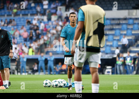 Madrid, Spanien. 13 Sep, 2017. Cristiano Ronaldo von Real Madrid vor dem Champions-League-Spiel im Santiago Bernabeu Stadion von Real Madrid und APOEL spielte. 13. September 2017. Quelle: AFP 7/Alamy leben Nachrichten Stockfoto