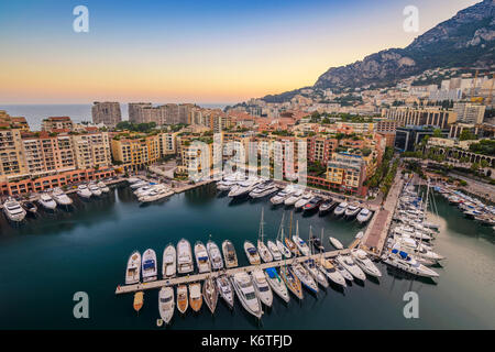 Monaco Ville Hafen Sonnenuntergang Panorama City Skyline, Monte Carlo, Monaco Stockfoto