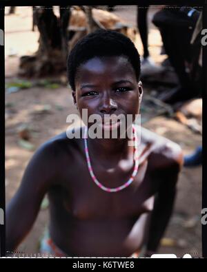 Burkina Faso, Poni Provinz, Lobi Land, LoropŽni, junges Mädchen Lobi Stockfoto