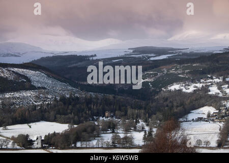 Views um cnoc Mor in der Nähe von Strathpeffer in den schottischen Highlands Stockfoto