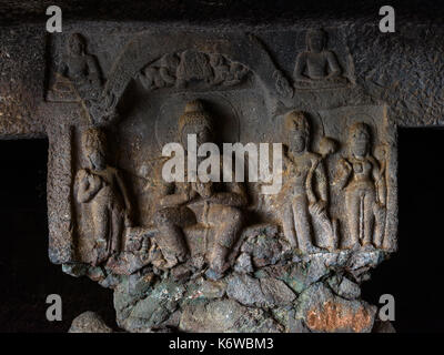 Carving detail Vihara an Karla, Maharashtra, Indien Stockfoto