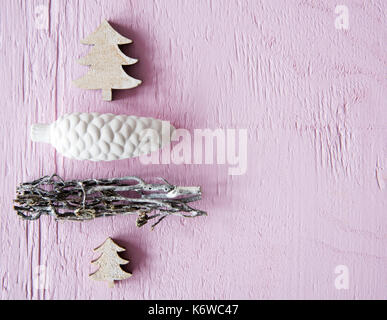 Flach, Weihnachtsbaum, Tannenzapfen, Kopieren Raum Stockfoto