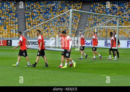 Kiew, Ukraine. 13 Sep, 2017. Skenderbeu Korca Training vor dem Spiel mit dem FC Dynamo Kiew in der UEFA Europa League an der Olimpiyskiy Stadion in Kiew Quelle: Alexandr Gusew/Pacific Press/Alamy leben Nachrichten Stockfoto