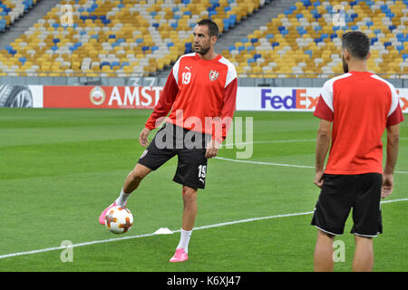 Kiew, Ukraine. 13 Sep, 2017. Skenderbeu Korca Training vor dem Spiel mit dem FC Dynamo Kiew in der UEFA Europa League an der Olimpiyskiy Stadion in Kiew Quelle: Alexandr Gusew/Pacific Press/Alamy leben Nachrichten Stockfoto