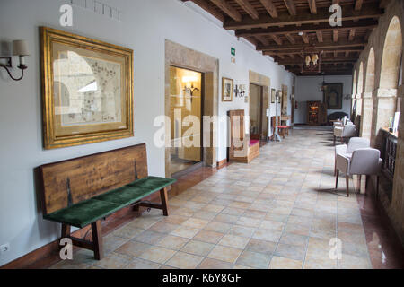 Courtyard Hotel Parador, La Vega de los Caseros, Cangas de Onis, Picos de Europa; Austurias ; Spanien Stockfoto