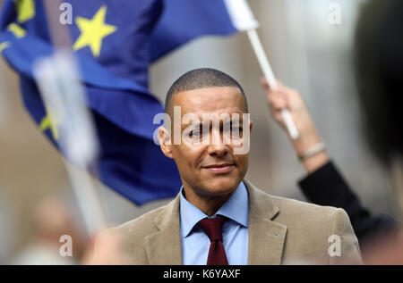 Bild zeigt: Clive Lewis - Arbeitsmarkt eine Rede über seine Opposition zur Brexit außerhalb der Commons heute. Pic von Gavin Rodgers/Pixel 8000 Ltd. Stockfoto