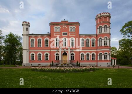 Lettland Lettland, Vidzeme, nordöstliche Region, Gauja Nationalpark, Birini, Schloss Birini Stockfoto