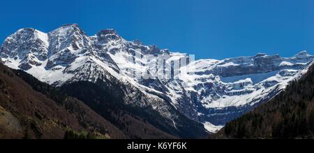 Frankreich, Hautes Pyrenees, an den großen Sehenswürdigkeiten in Midi Pyrenäen aufgeführt, Pyrenäen, National Park, ein UNESCO Weltkulturerbe, Gavarnie, massiv Marbore Stockfoto