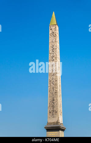 Paris, Frankreich: Luxor Obelisk, Ägyptische Obelisk steht in der Mitte der Place de la Concorde. Stockfoto