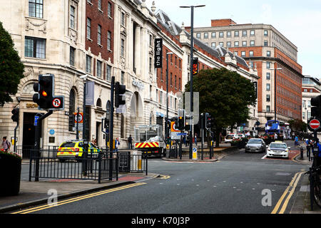 Ansicht der headrow in Leeds City Centre Stockfoto