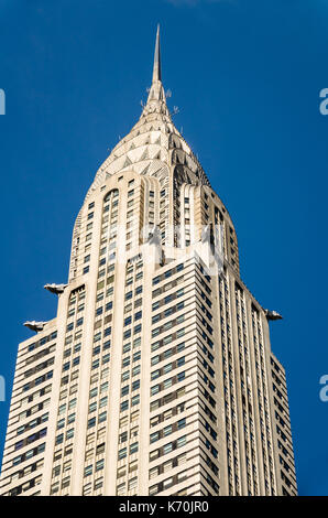 New York, USA - Juni 7, 2014: Oben auf das Chrysler Building in Manhattan, New York City, USA. Stockfoto