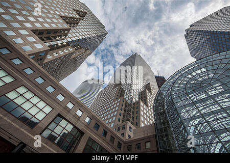 Von links nach rechts, AT&T Gebäude, Goldman Sachs, American Express Tower, zwei World Financial Center in Manhattan, New York City Stockfoto