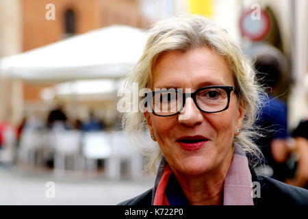 Pordenone, Italien. 14 Sep, 2017. Die amerikanische Schriftstellerin Elizabeth Strout wird während einer literarischen Veranstaltung Pordenonelegge. Es XVII BookFest mit Autoren vom 13. bis 17. September in Pordenone am 14 September, 2017 gesehen. Quelle: Andrea Spinelli/Alamy leben Nachrichten Stockfoto