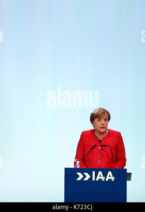 Frankfurt am Main, Deutschland. 14 Sep, 2017. Die deutsche Bundeskanzlerin Angela Merkel Adressen die Eröffnungsfeier der 67. Internationalen Automobil-Ausstellung (IAA), Deutschland, an Sept. 14, 2017. Credit: Luo Huanhuan/Xinhua/Alamy leben Nachrichten Stockfoto